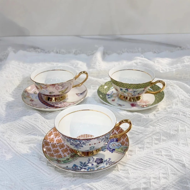 고급스러운 디자인의 컵과 접시, 에나멜 컬러 가든 애프 - Coffee Tea For Garden 리뷰 및 가격