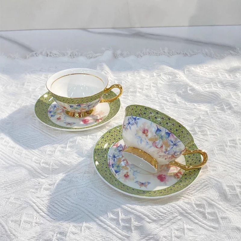 고급스러운 디자인의 컵과 접시, 에나멜 컬러 가든 애프 - Coffee Tea For Garden 리뷰 및 가격